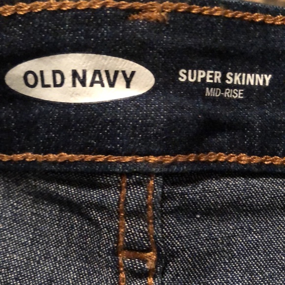 NWT Old Navy Super Skinny Mid-Rise sz18 Great Stretch very Dark Navy - Picture 10 of 10